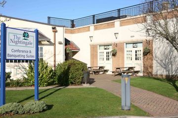 Mercure Swindon East Hotel And Spa מראה חיצוני תמונה