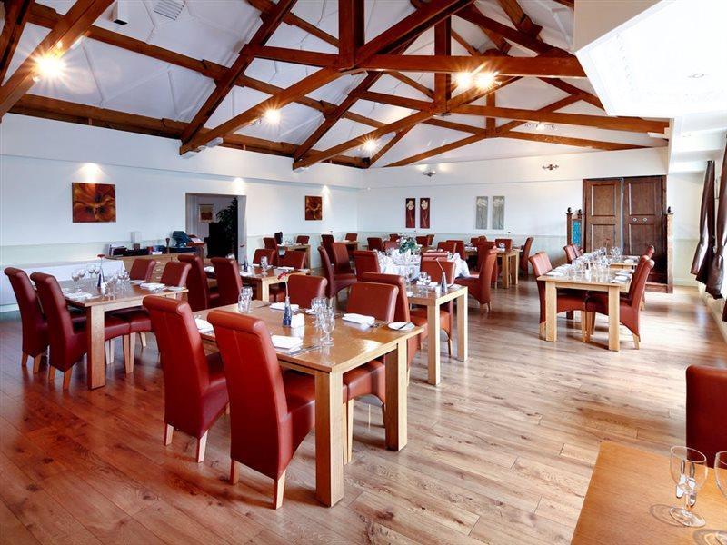Mercure Swindon East Hotel And Spa מראה חיצוני תמונה
